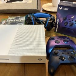 Xbox one, white 