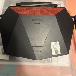 NETGEAR Nighthawk Pro Gaming WiFi 6 Router (XR1000) 6-Stream AX5400 Wireless Speed (up to 5.4Gbps) | DumaOS 3.0 Optimizes Lag-Free Server Connections 