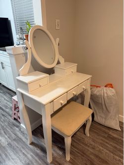 White Vanity Table Set with Mirror and Stool
