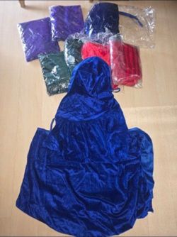 Velvet Hooded Capes (Size: Adult)