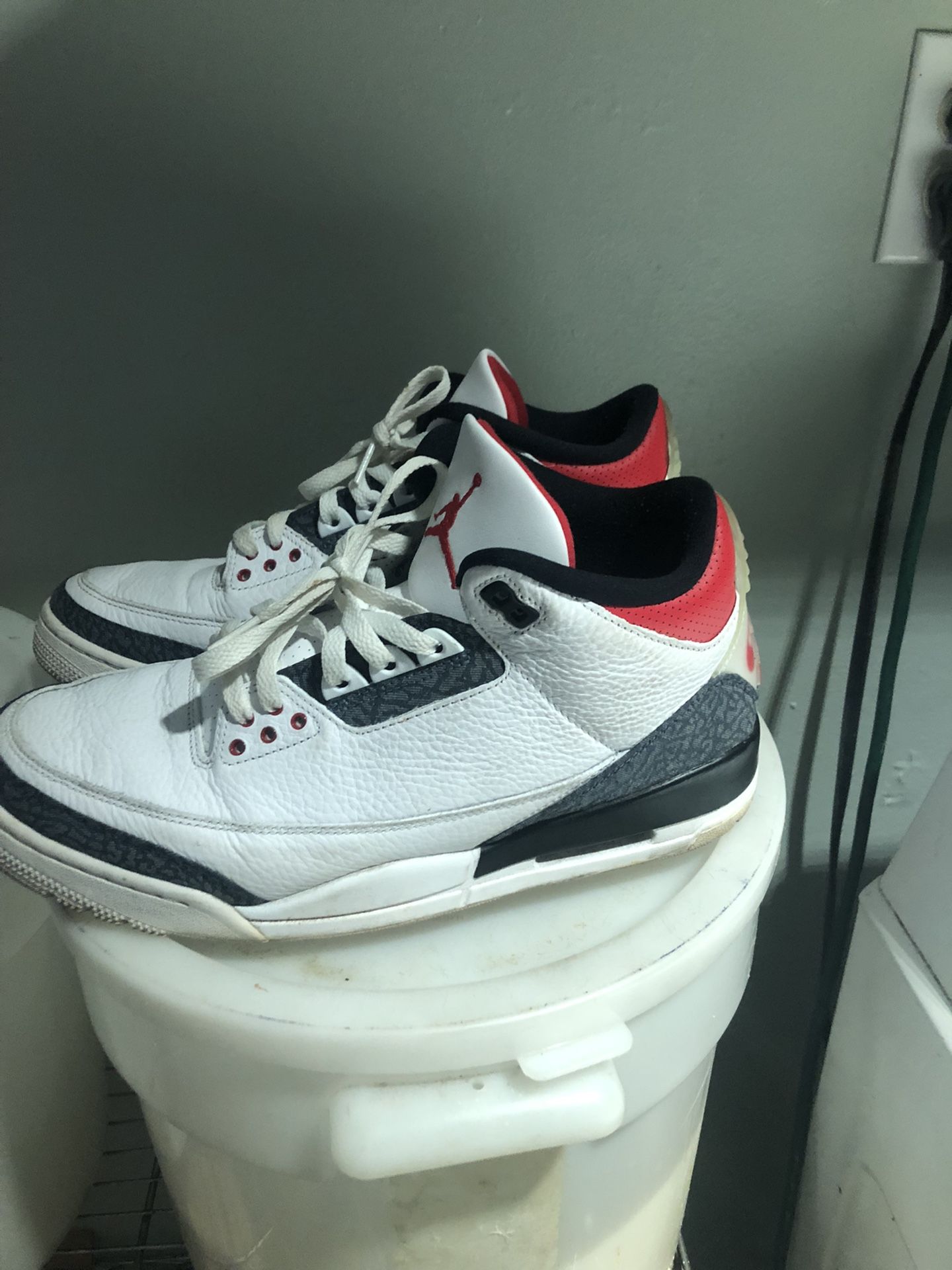 Jordan 3 Retro Denim Se 'Fire Red'