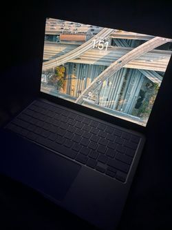 Apple MacBook