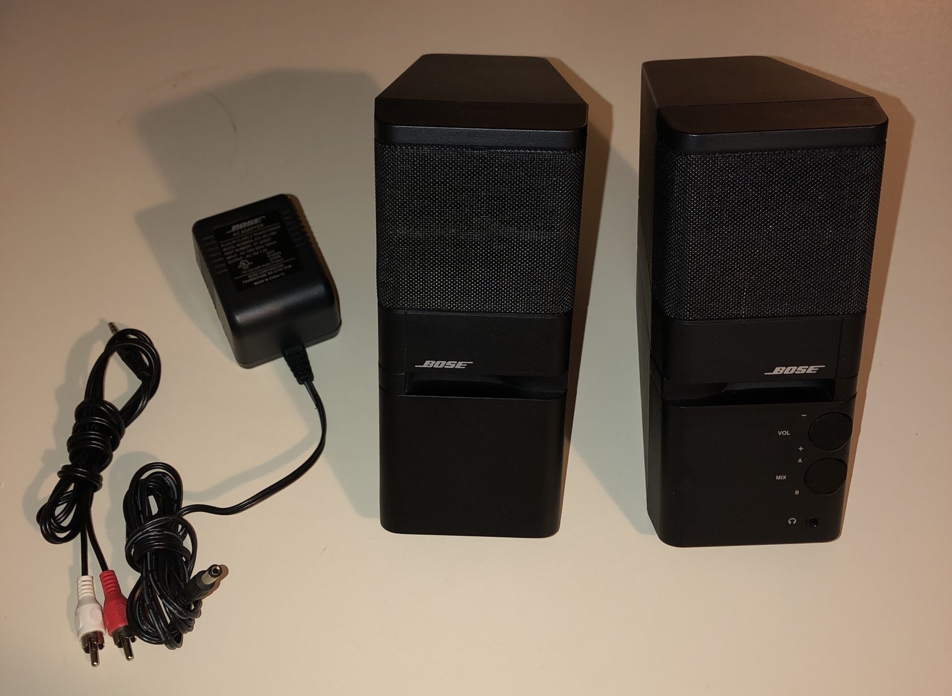 BOSE Black MediaMate Computer Speakers Desktop