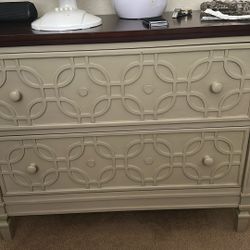 Chest of drawers with two drawers