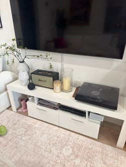 Modern Tv console