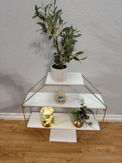 4 -tier geometric display shelf.(DECOR IS NOT FOR SALE!)