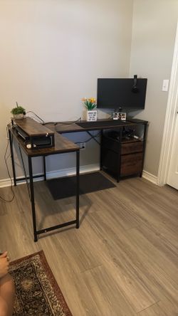 L shaped desk