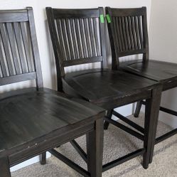 3 barstools 