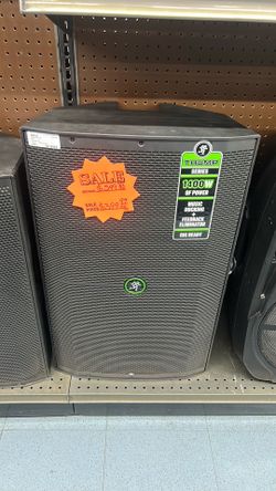 Mackie PA Speaker