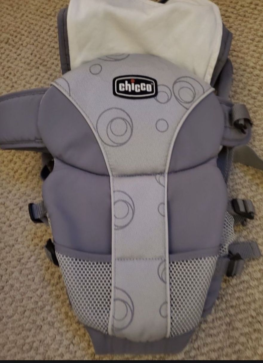 Chicco Baby Carrier 