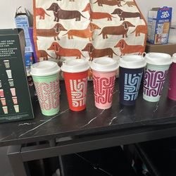 Starbucks Hot Christmas Color Changing Cups.