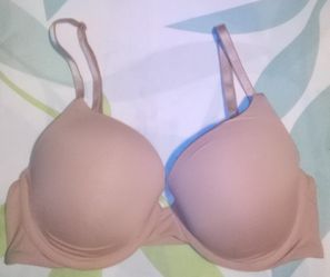 Victoria Secret T-shirt Push Up Full Coverage 32D