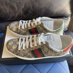 Authentic GUCCI shoes "8"