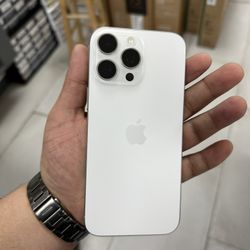 iPhone 16 Pro Max Unlocked 256GB! Finance For $50 Down Payment!!