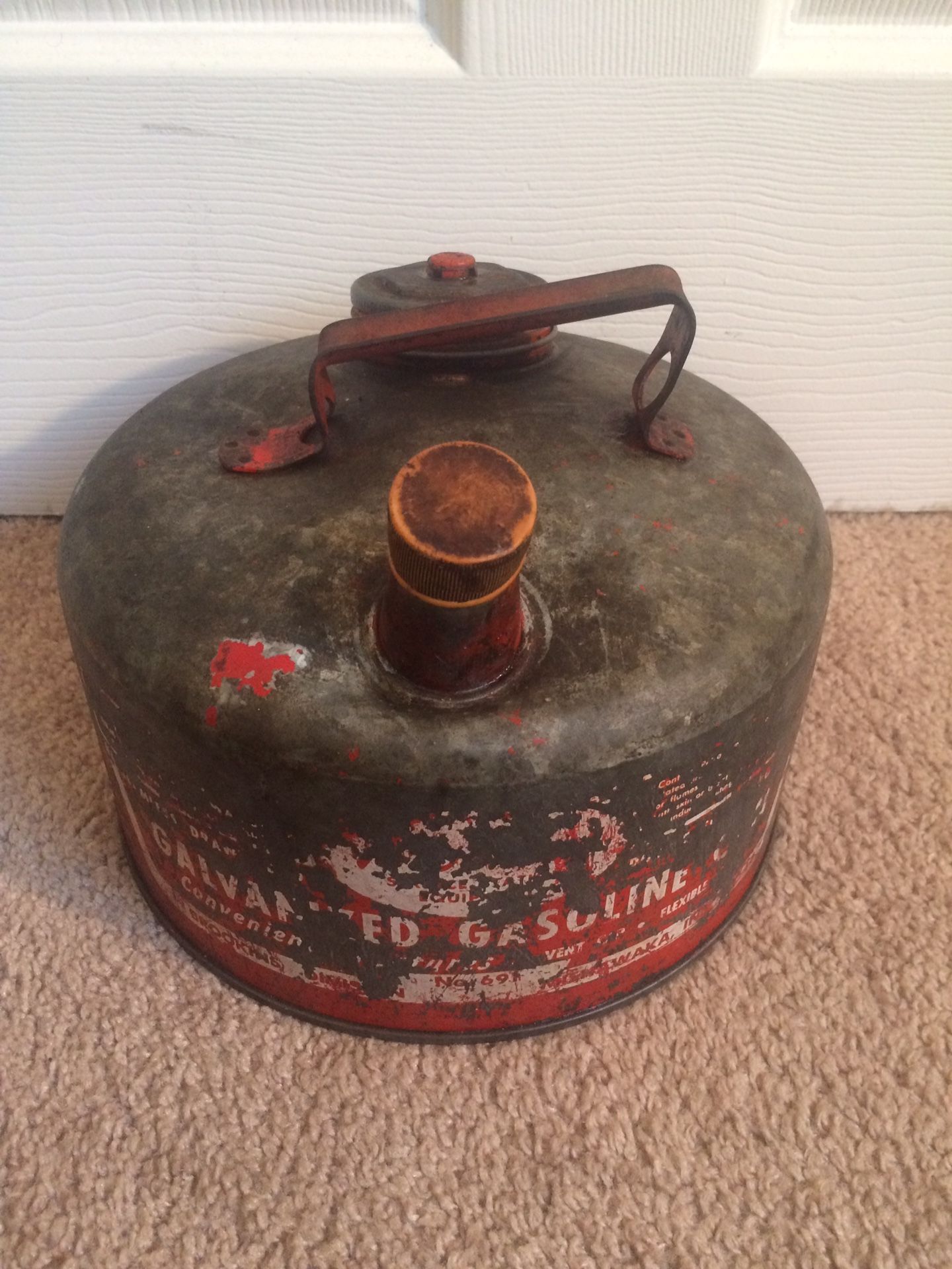 Galvanize gasoline can