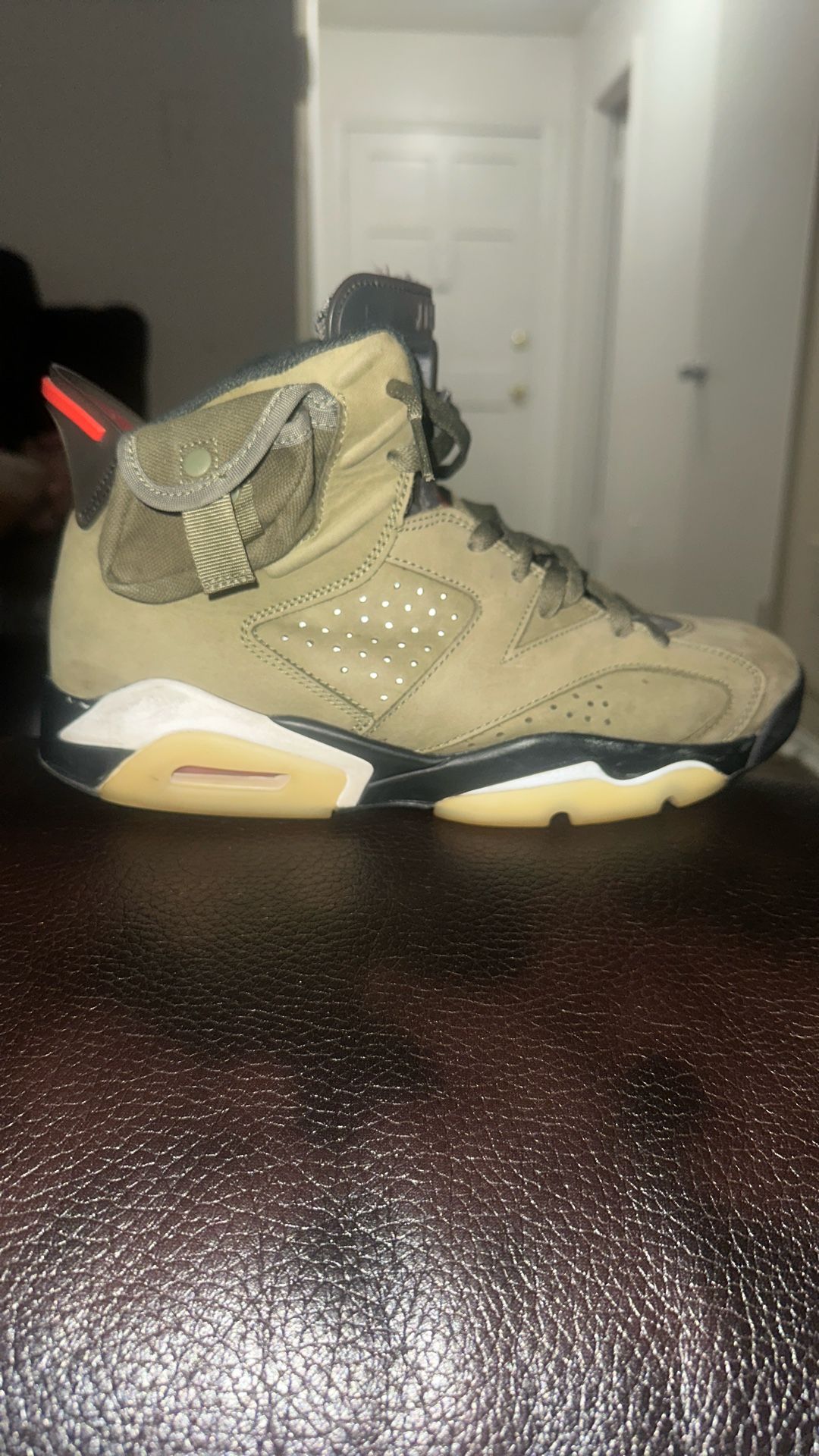 Travis Scott Jordan 6 Olive (Size 9.5)