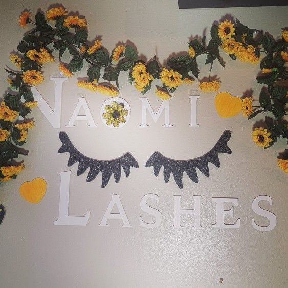 NaomiLashes