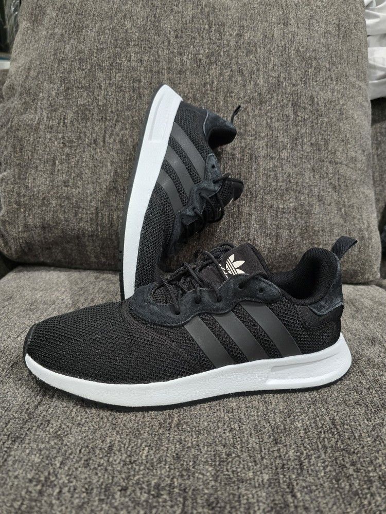 Adidas Shoes Size 9 Y Medio Man