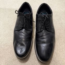 Dress shoes
