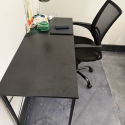 Desk Office Chair And Desk Light