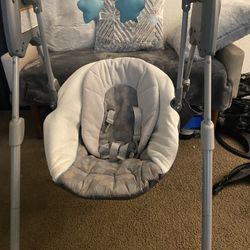 Graco Baby Swing 
