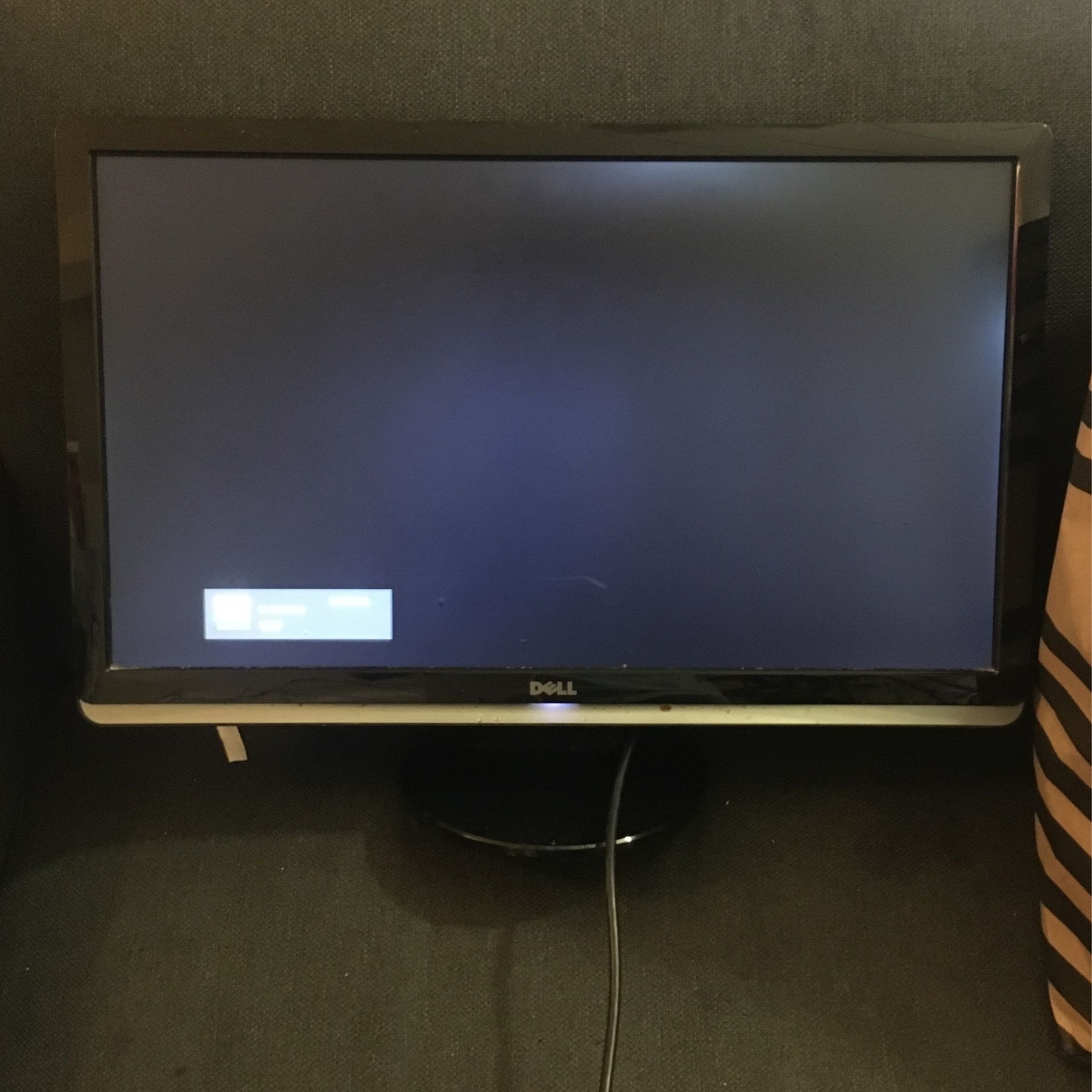 Dell ST2421L Widescreen LED LCD Monitor