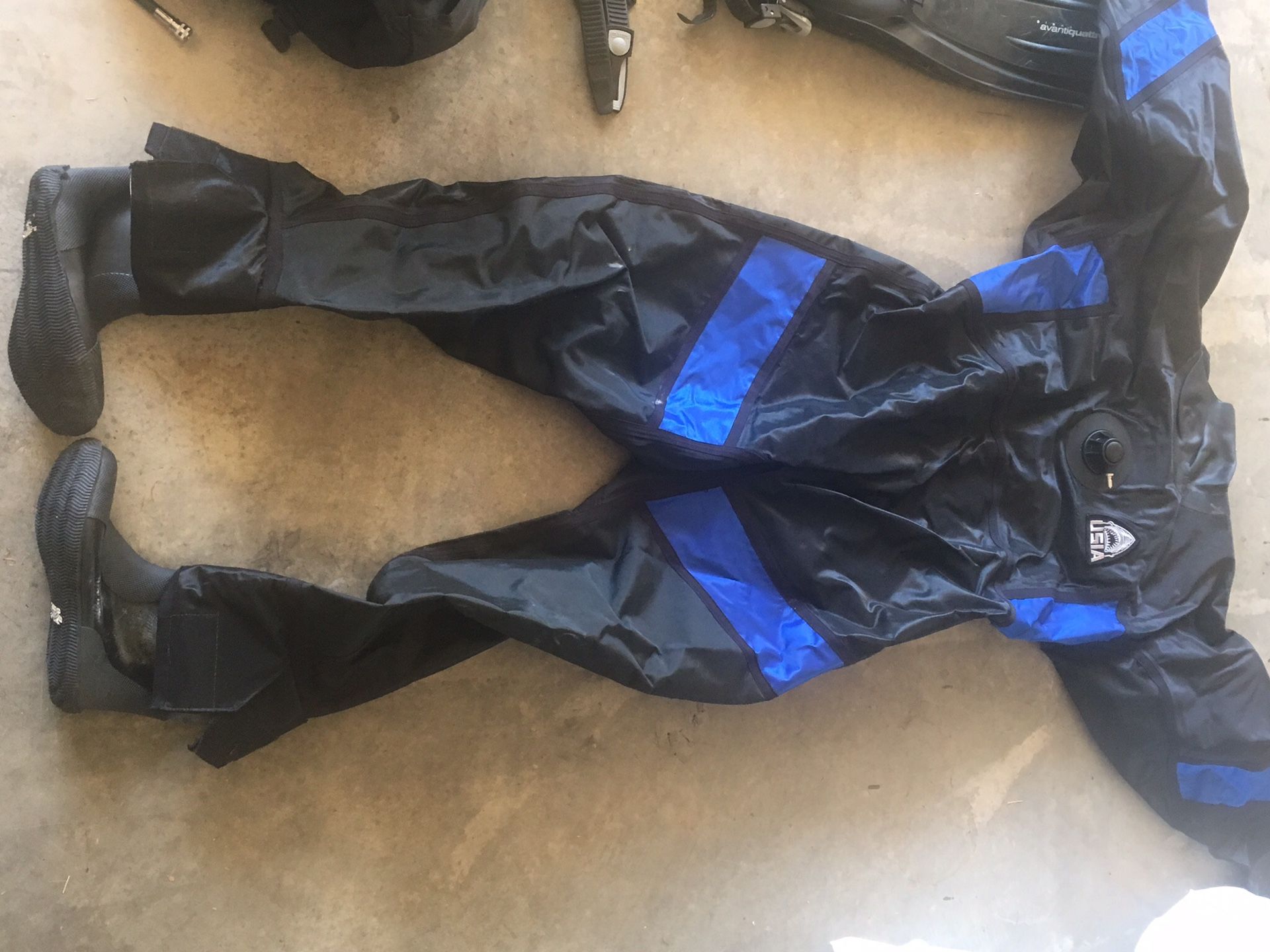 USIA drysuit, BC and other dive gear