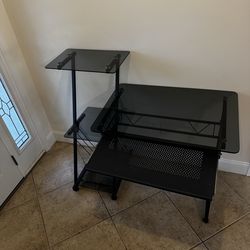 Computer desk