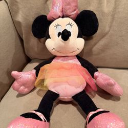 Minnie Mouse Stuffed Animal EXCELLENT Condition
