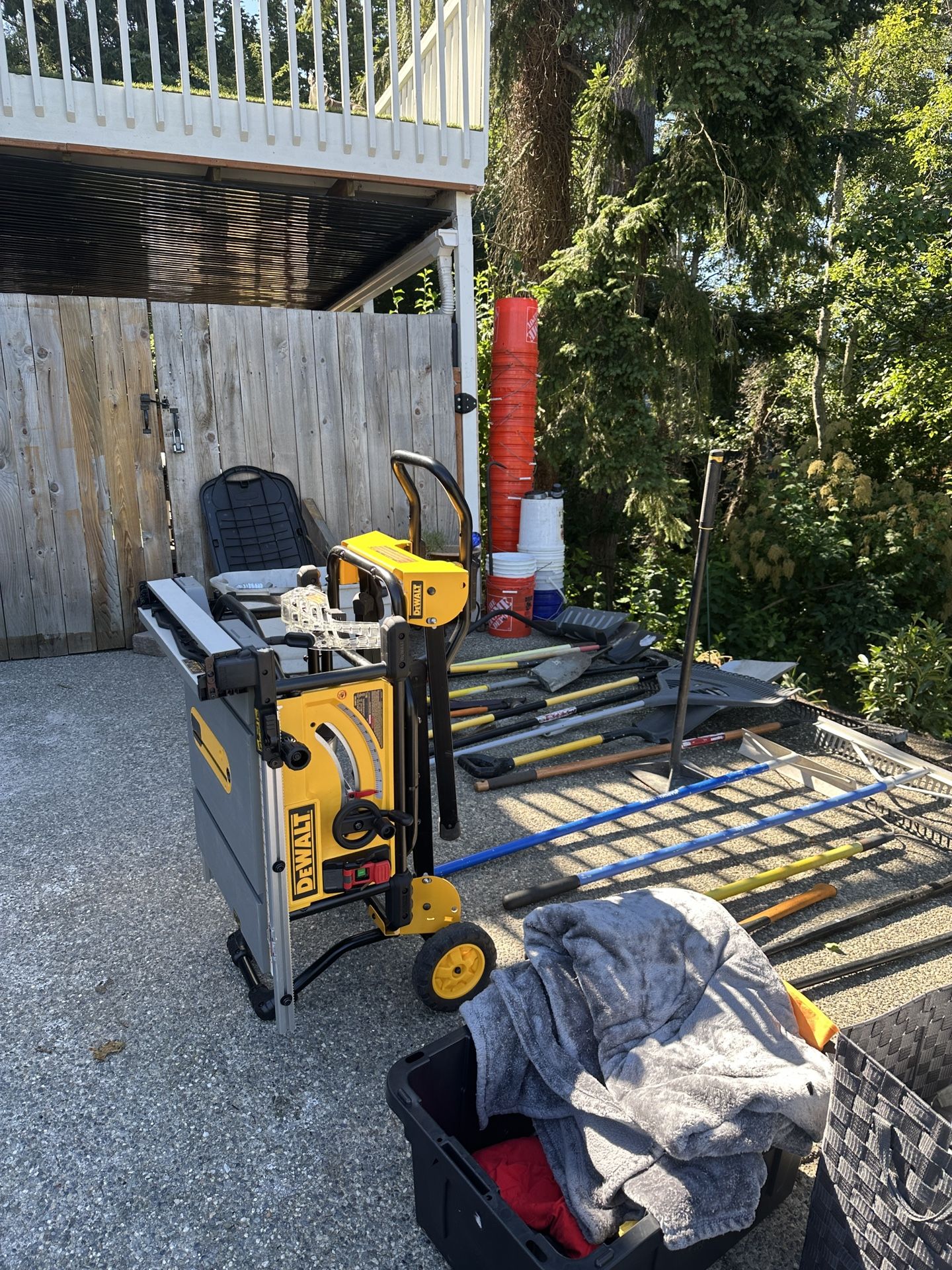 Garage Sale - Lots of Tools, etc.
