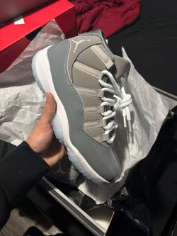 Jordan 11 Cool grey