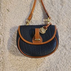 New Vintage Dooney And Bourk Small Crossbody Bag Purse