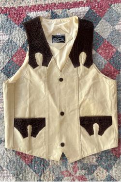 vintage 100% genuine leather western-style vest from Hnos. Solorzano Men’s Sz S