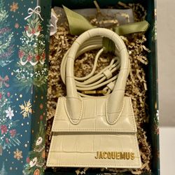 LIKE NEW- Perfect gift! Celebrity “It Nano Bag” Jacquemus Le Chiquito Noeud Bag Leather, Certified and Purchased from Rebag. 