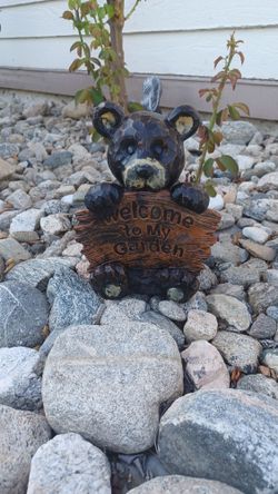 Cement Bear Statue For Garden Decorations