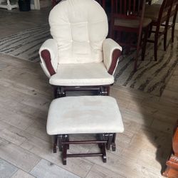 Glider With Ottoman Espresso And Beige 