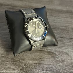 Invicta Pro Diver Watch (Model 22017) – 200M Water Resistant – Leather Strap