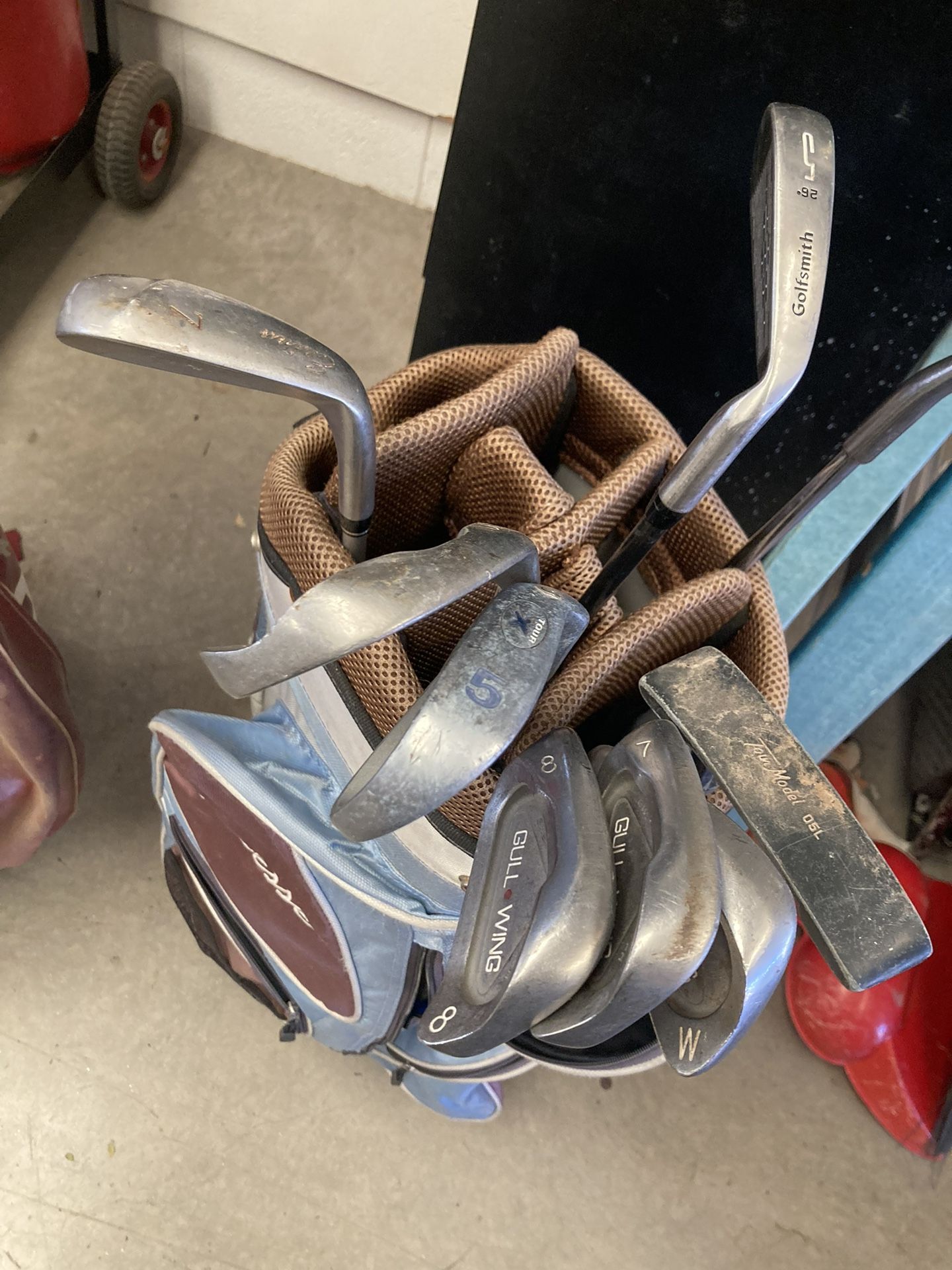 Best Buy For Beginners Quailty Bag & 14 Clubs $50