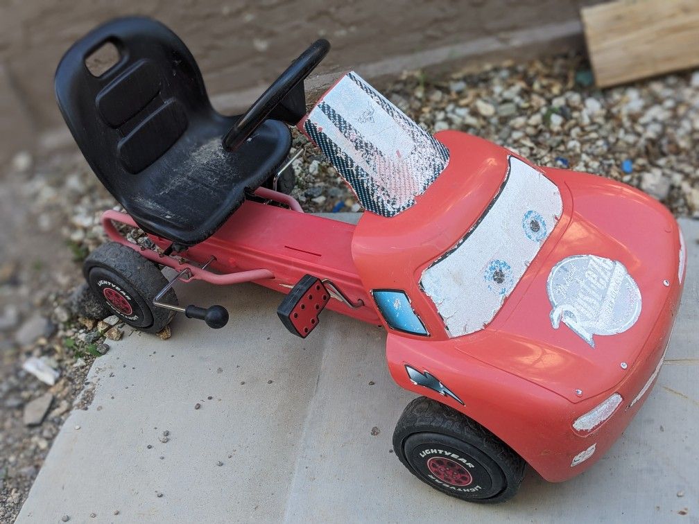 Pedal Car Lightning McQueen cars