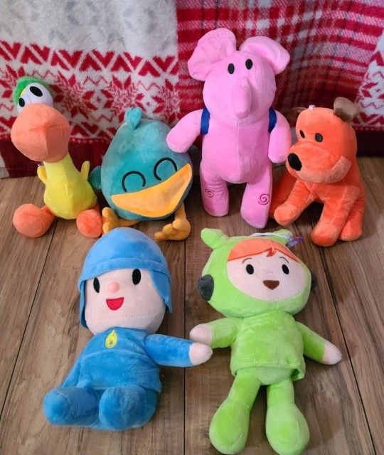 Pocoyo Plush Set Pocoyo Toys