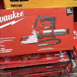 Milwaukee M18 Grease Tool 