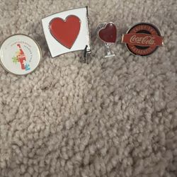Coca Cola Pins 