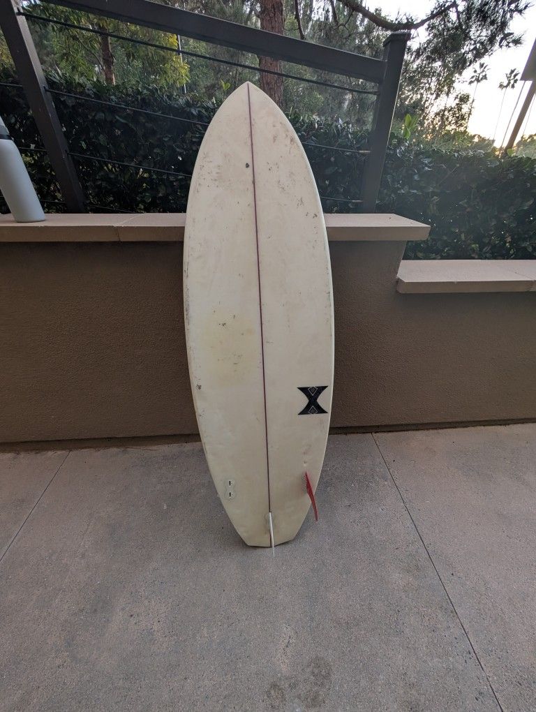 Surfboard MUST GO TODAY