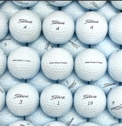 Used Titleist Pro V1 Golf Balls 5A 1 Dozen
