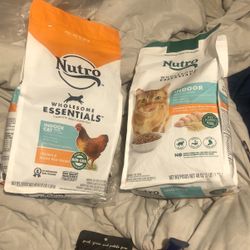 Nutro Cat Food Indoor Adult +1 Year 48oz 3lb Bag