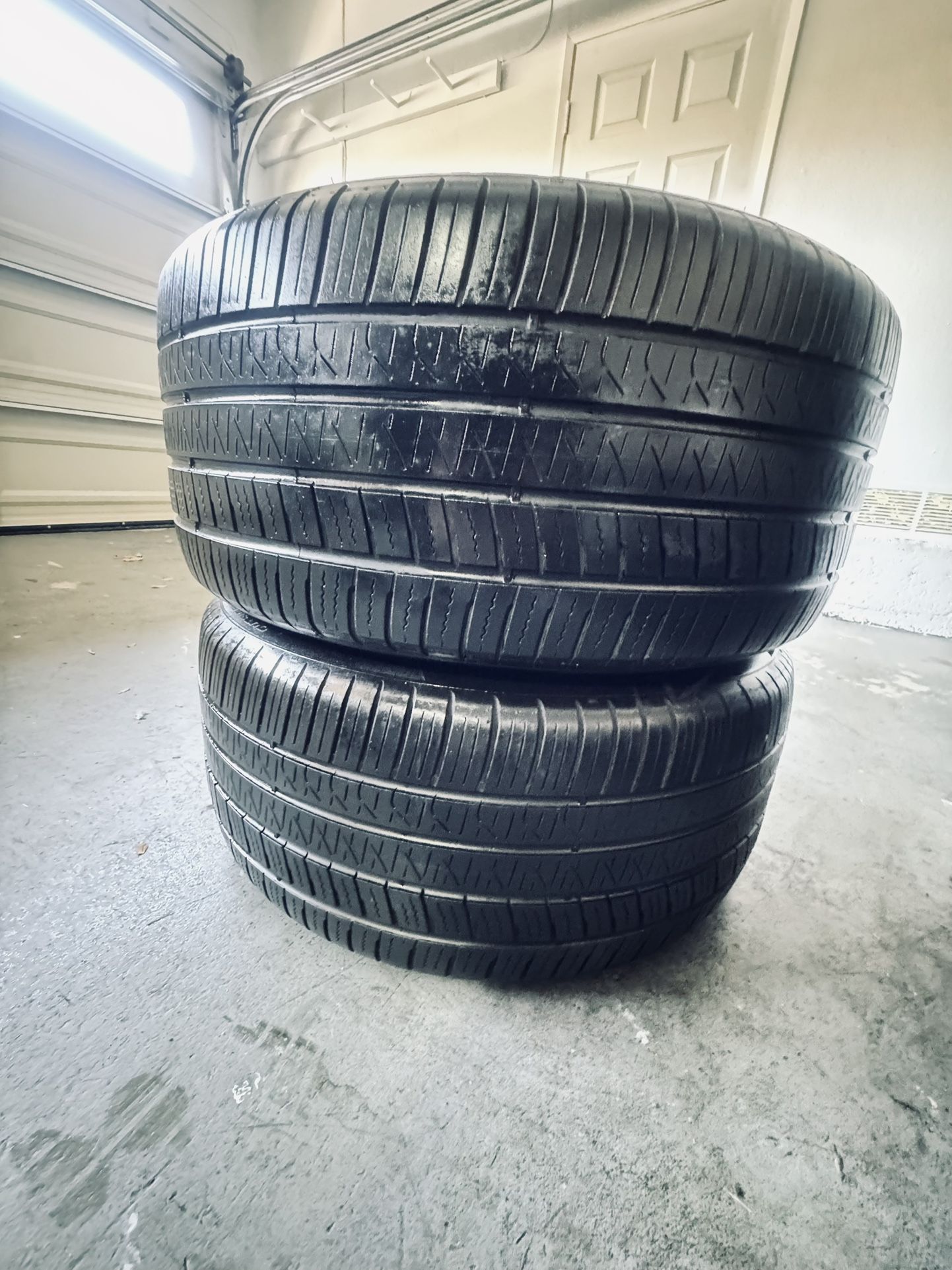 275/40/19 Pirelli Pzero A/S 60%+ Tread (2)