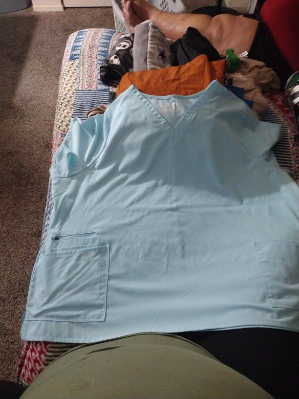 5xl Scrub Shirt