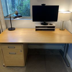 Office Desk And Drawer