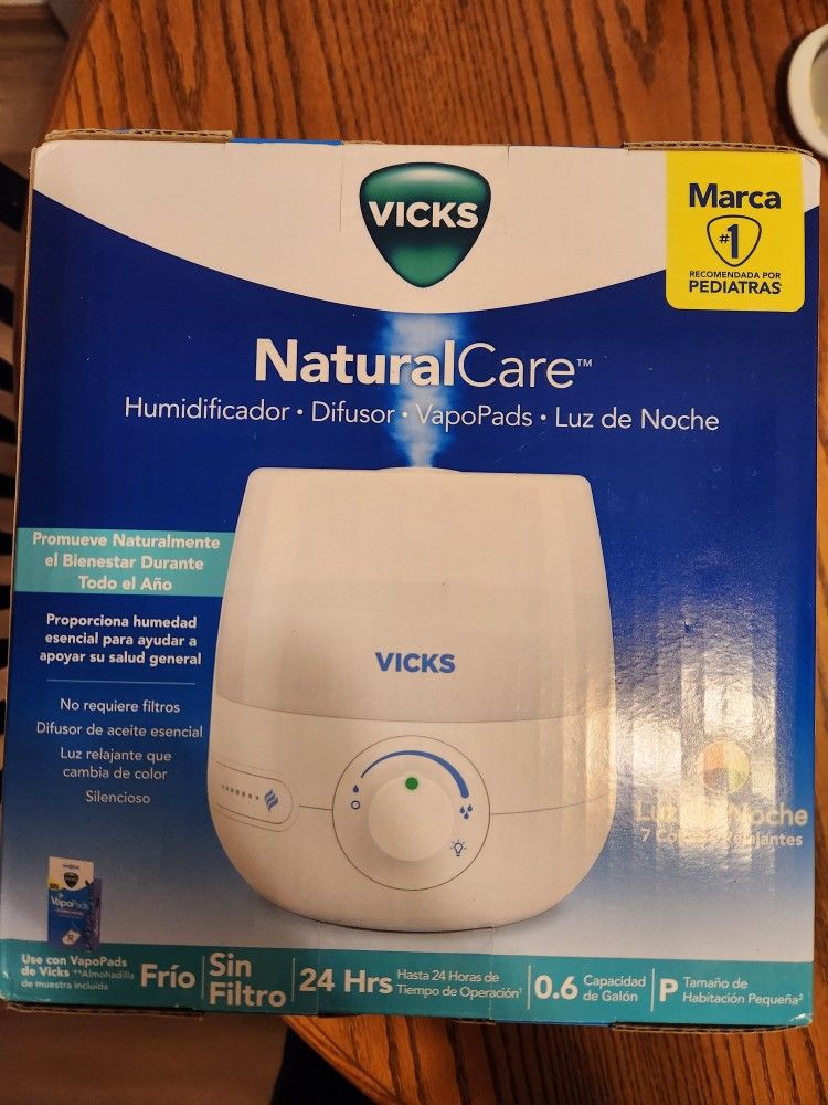 Vicks Natural Care Humidifier- Nightime Light
