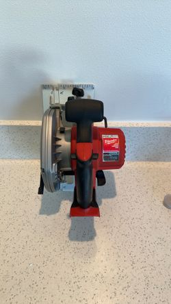 Milwaukee M18 6-1/2” Circular Saw 2630-20 - Excellent Condition